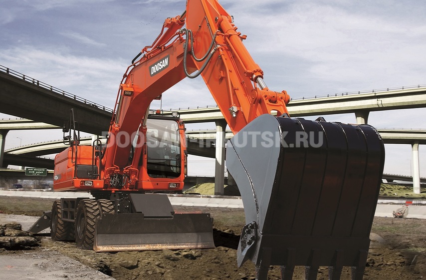 Колесный экскаватор DOOSAN DX 210 WA