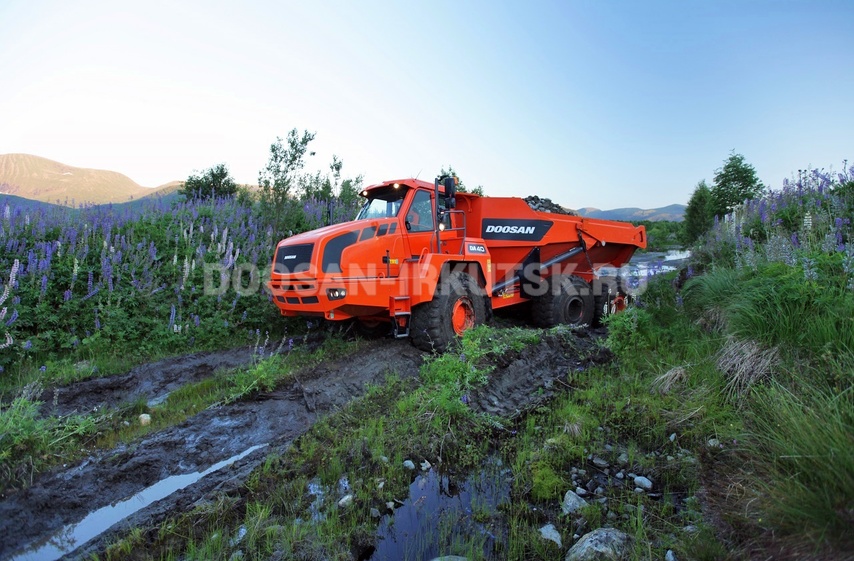 Шарнирно-сочлененный самосвал DOOSAN DA 40