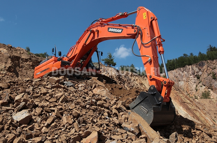 Doosan DX300LCA в наличии по выгодной цене в Иркутске