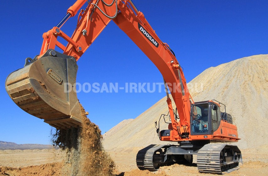 Doosan DX 520 LC в наличии у дилера в Иркутске - лизинг, продажа и запчасти