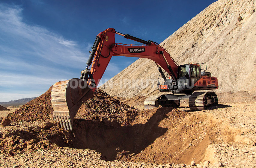 Doosan DX 520 LC в наличии у дилера в Иркутске - лизинг, продажа и запчасти