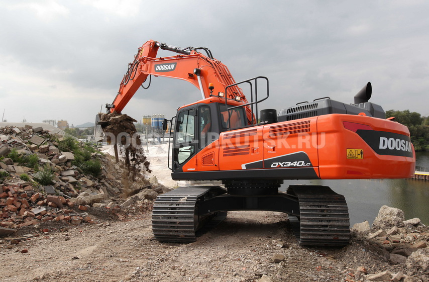 Doosan DX 340 LCA купить на выгодных условиях у дилера в Иркутске