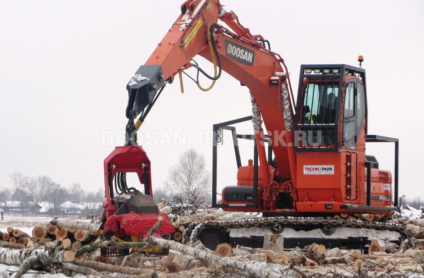 Экскаватор-харвестер-процессор DOOSAN DX 300