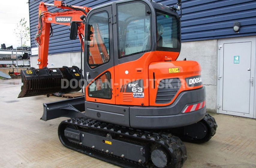 Гусеничный экскаватор DOOSAN DX 63-3