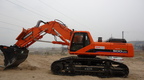 Гусеничный экскаватор Doosan DX 520 LC SFS с прямой лопатой купить в Иркутске